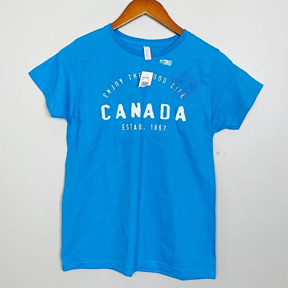 NEW Canada ‘Enjoy The Good Life’ Graphic Tee Shirt